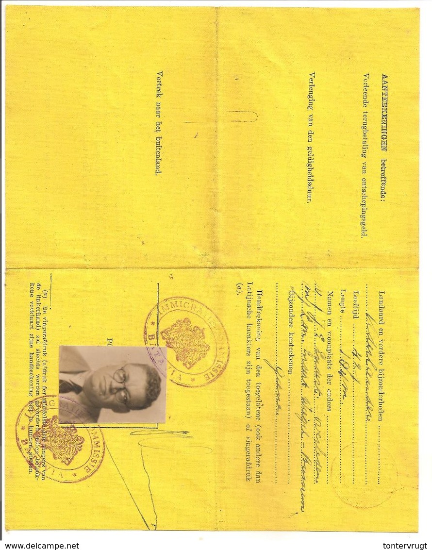 Gezegeldpapier 1 1/2 G.IMMIGRATIE COMMISSIE 6.2.1942 - Nederlands-Indië