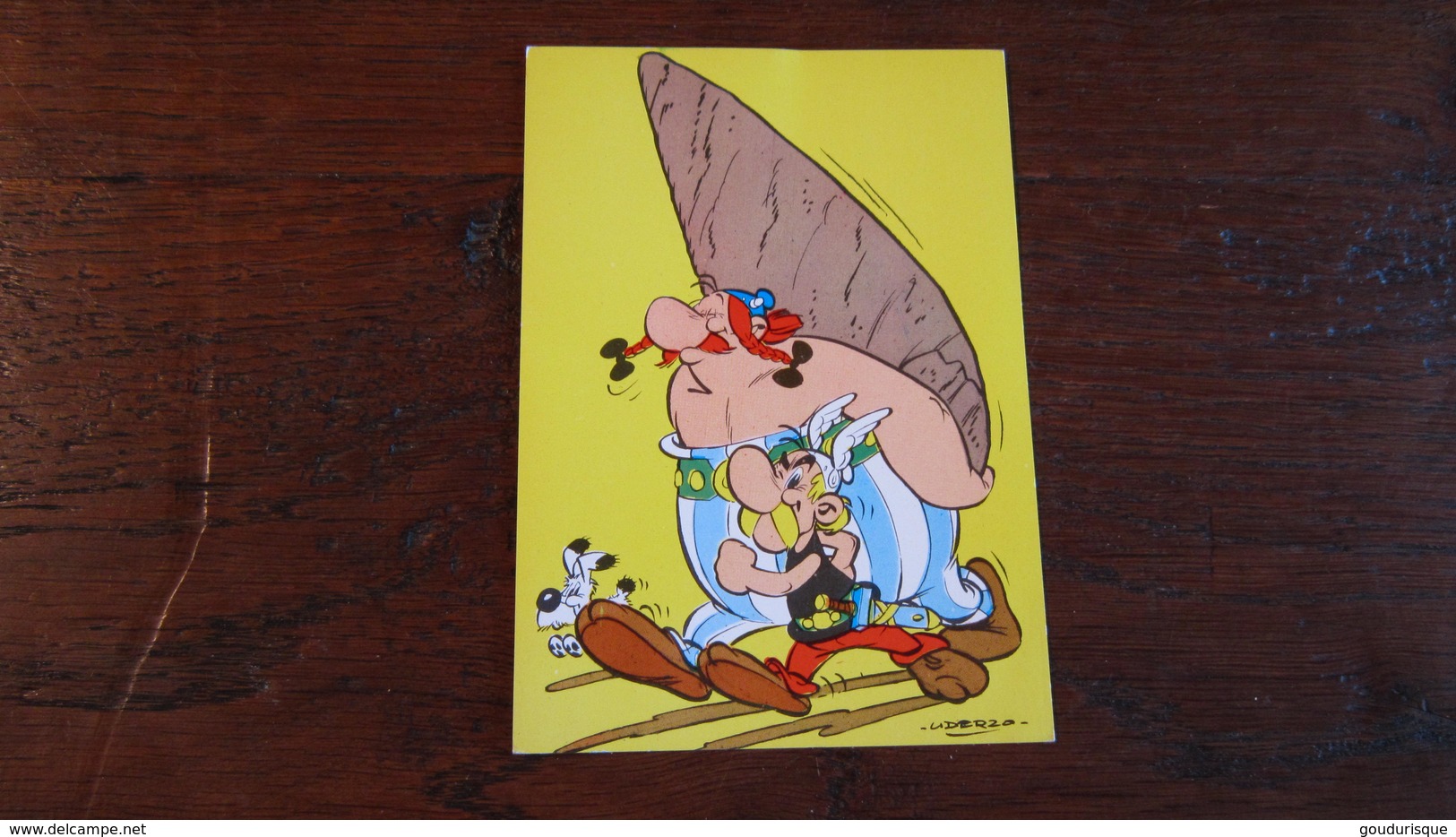 ASTERIX CARTE POSTALE  ASTERIX OBELIX IDEFIX HEROS DU JOURNAL PILOTE UDERZO - Astérix