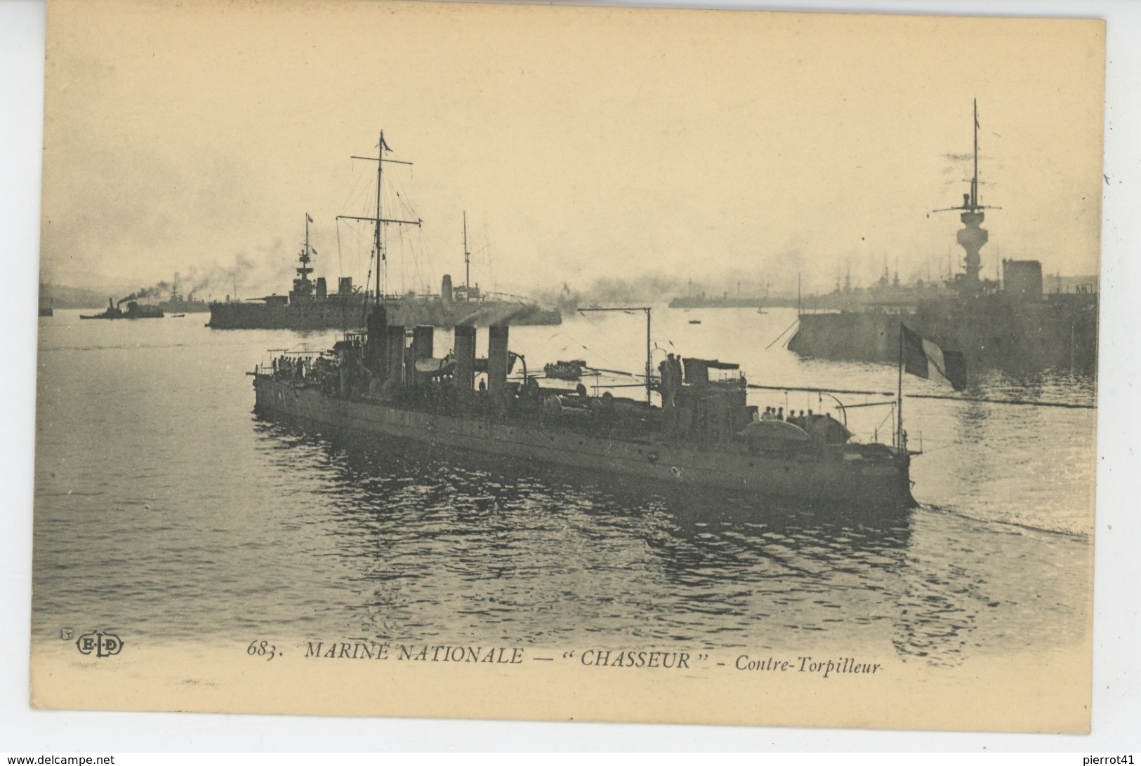 BATEAUX - GUERRE - MARINE NATIONALE - "CHASSEUR " , Contre Torpilleur - Guerre