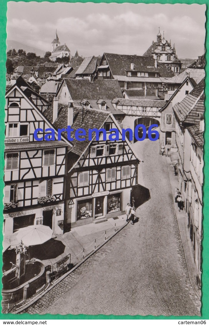 Allemagne - Gernsbach / Murgtal - Blick Von Der Hofstätte Auf Die Altstadt Mit Rathaus - Gernsbach