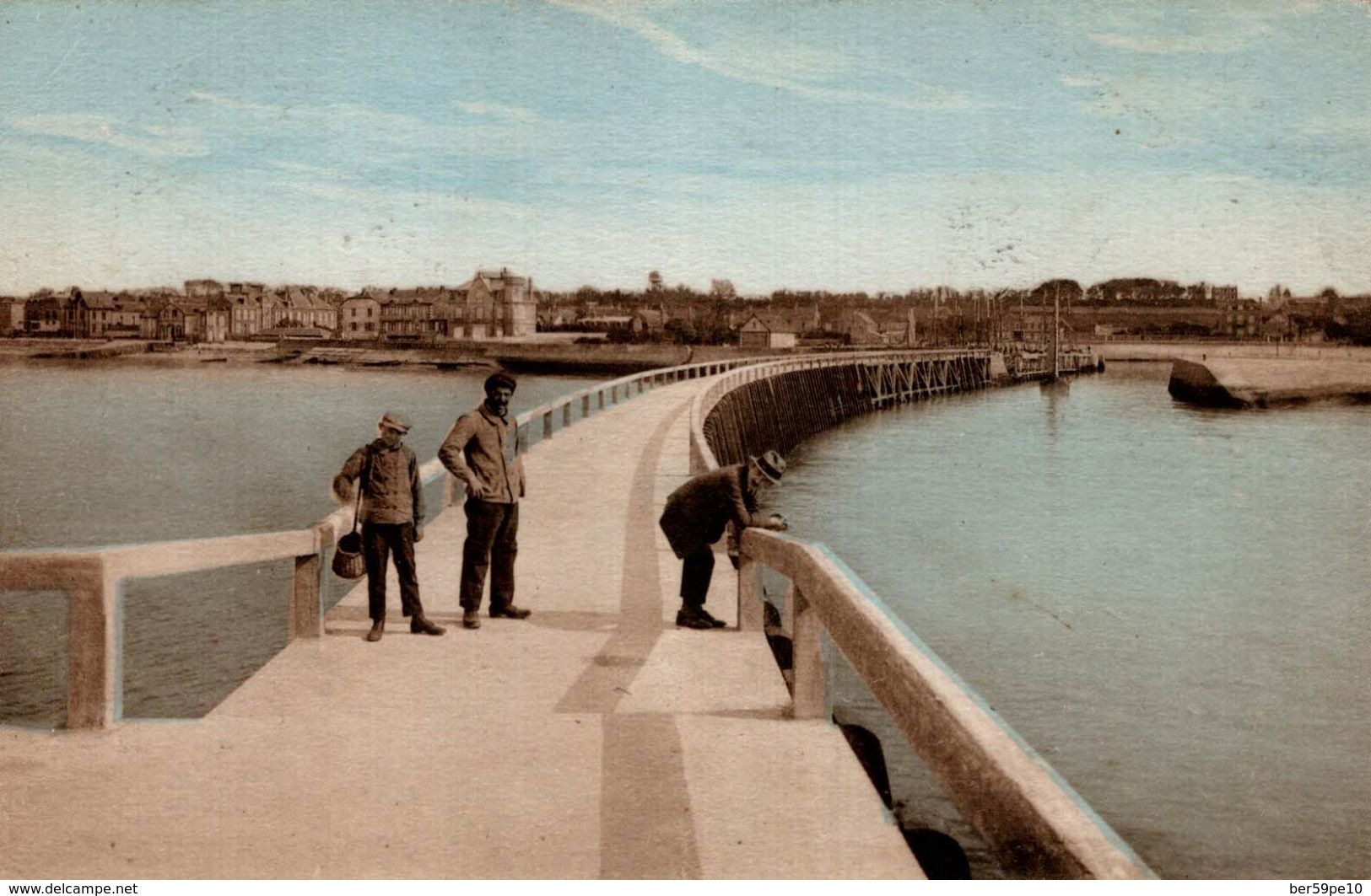 14 GRANDCAMP-LES-BAINS  LA JETEE ET L'ENTREE DU PORT - Sonstige & Ohne Zuordnung