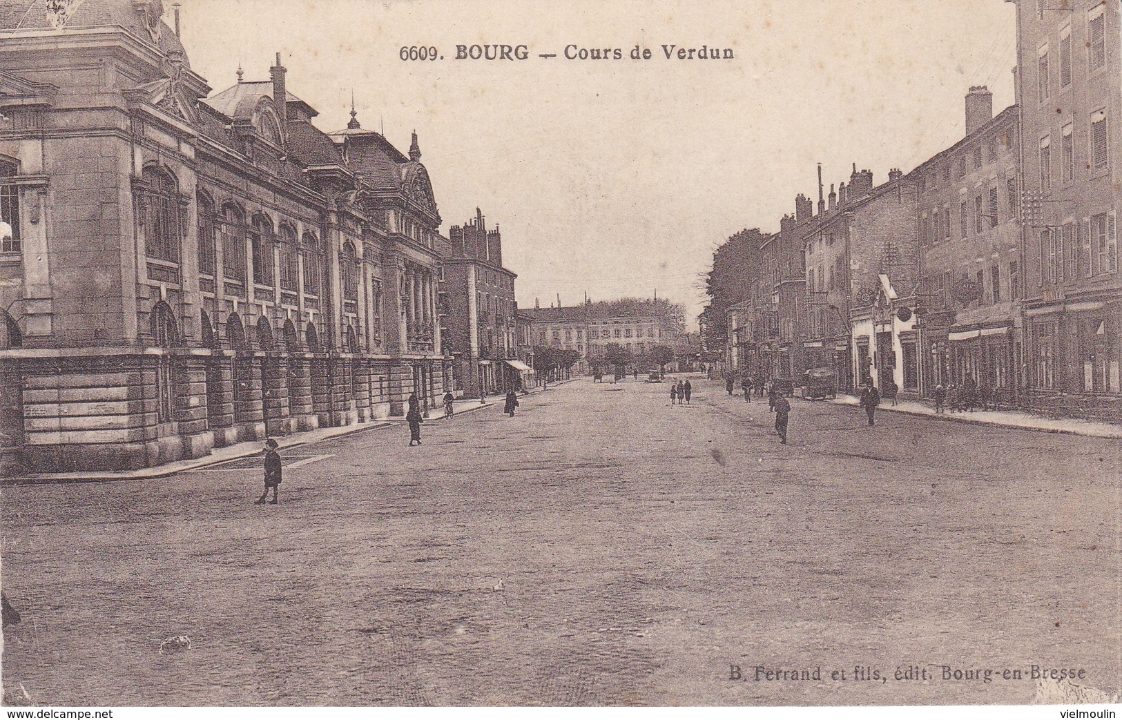 BOURG EN BRESSE 01  DIVERS LOT DE 4 BELLES CARTES - Autres & Non Classés