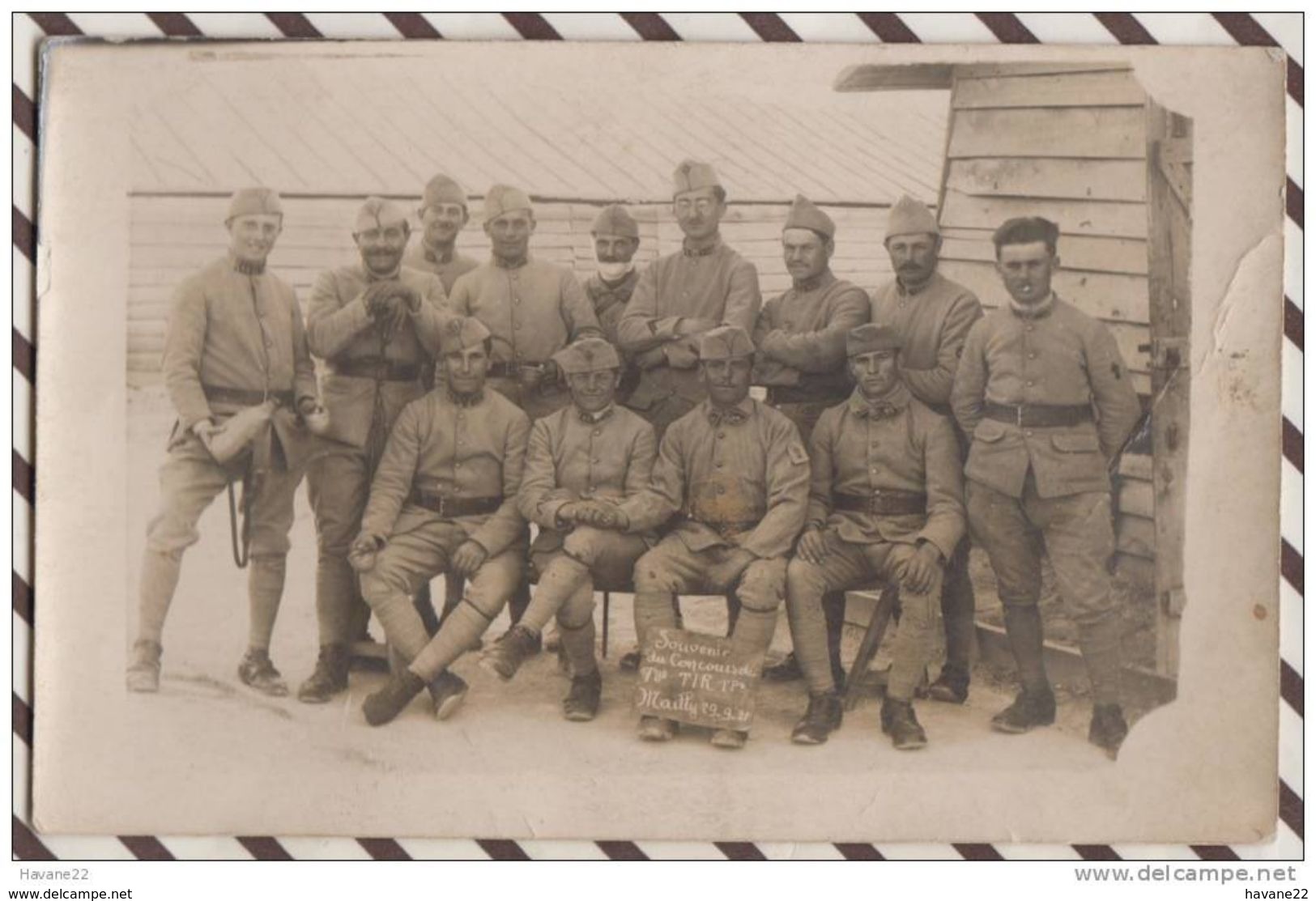 3AB1397 CARTE PHOTO SOUVENIR  MILITAIRE CAMP DE MAILLY  CONCOURS DE TIR 1921   2 SCANS - Regiments