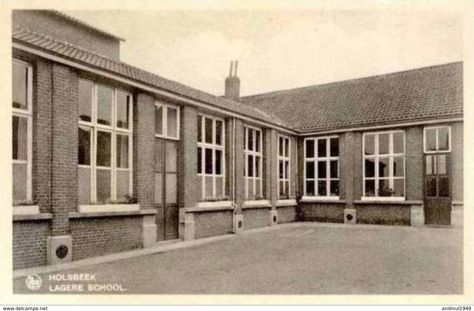 HOLSBEEK - Lagere School - Holsbeek