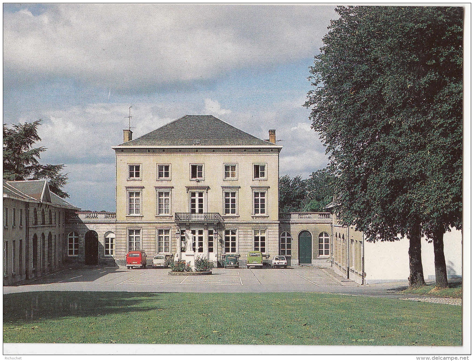 Gosselies - Collège St Michel Du Chapois - Charleroi