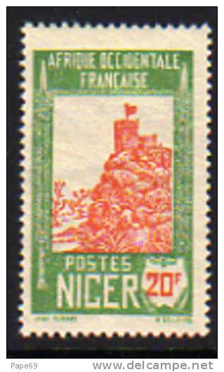 Niger N° 52 XX  Série Courante : Forteresse De Zinder : 20 F. Gomme Coloniale, Sinon  TB - Andere & Zonder Classificatie