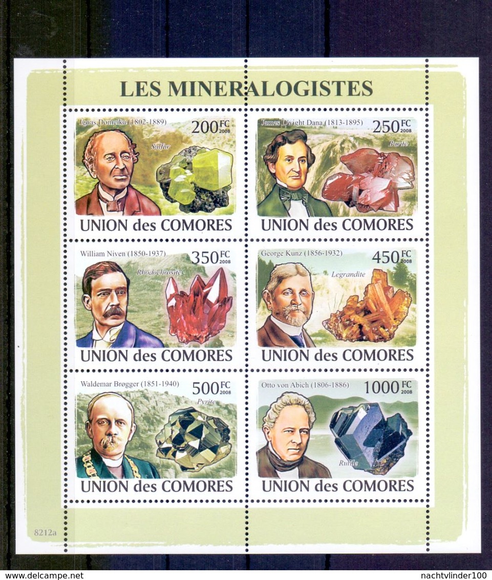 Nep001b MINERALEN GEMSTONES MINERALOGISTS Niven Von Abich Kunz MINERALIEN UND GESTEINE MINÉRAUX COMORES 2009 PF/MNH - Mineralen