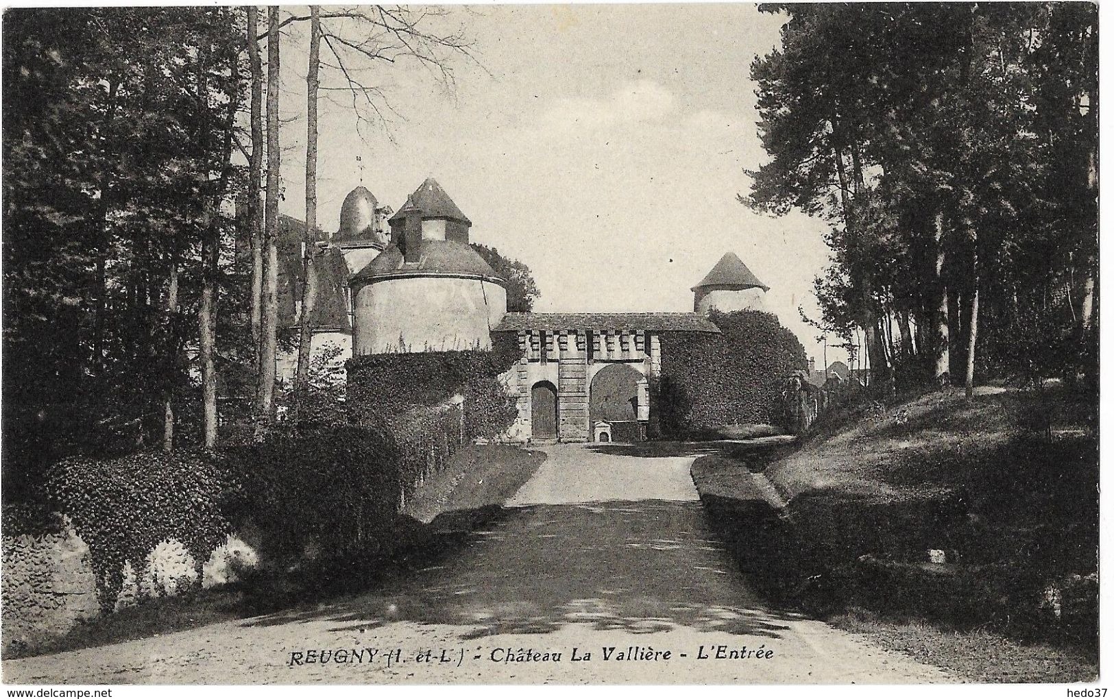 Reugny - Le Château De La Vallière - L'Entrée - Reugny