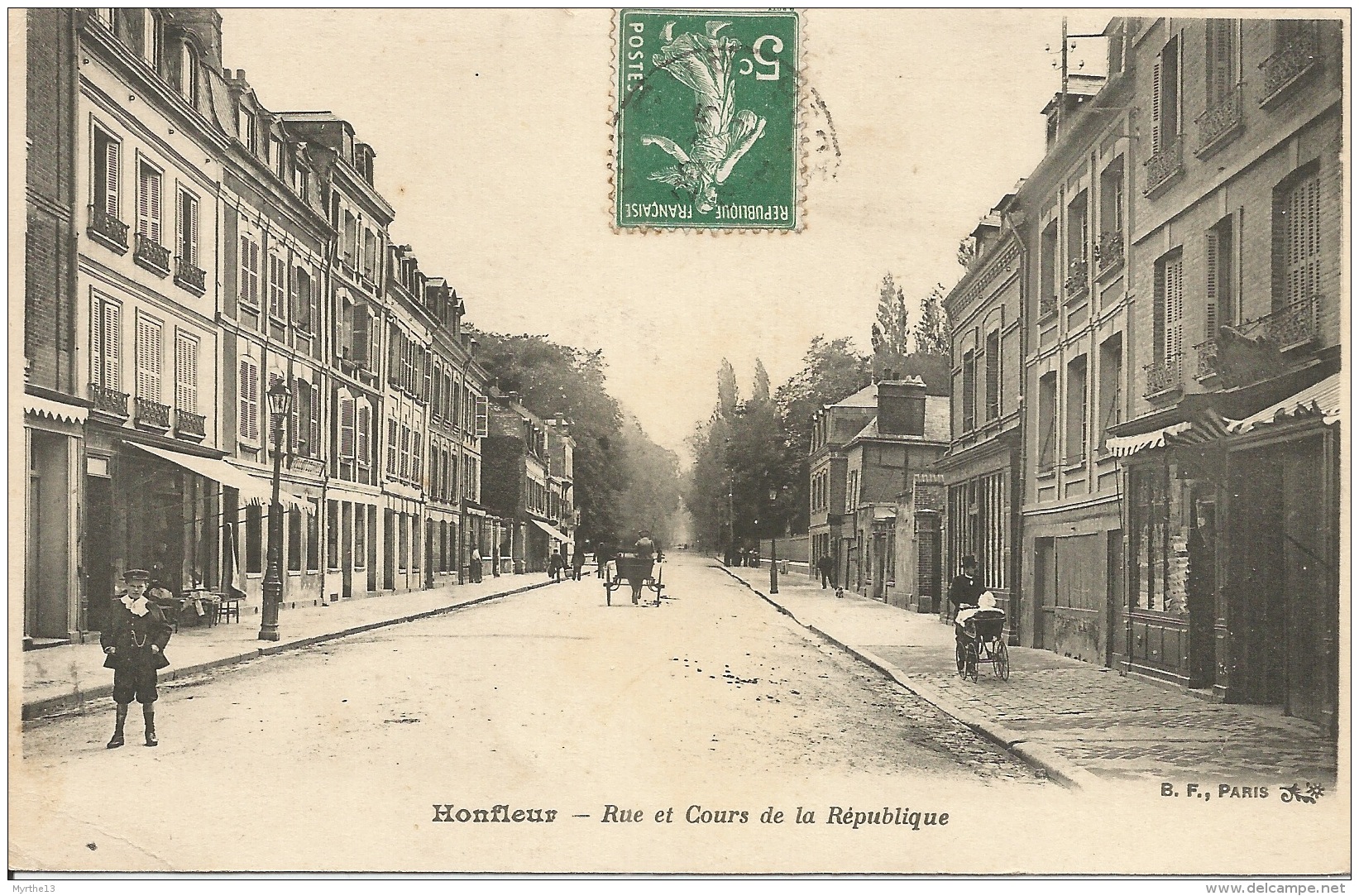 14  HONFLEUR Rue Et Cours De La République  1909 - Honfleur