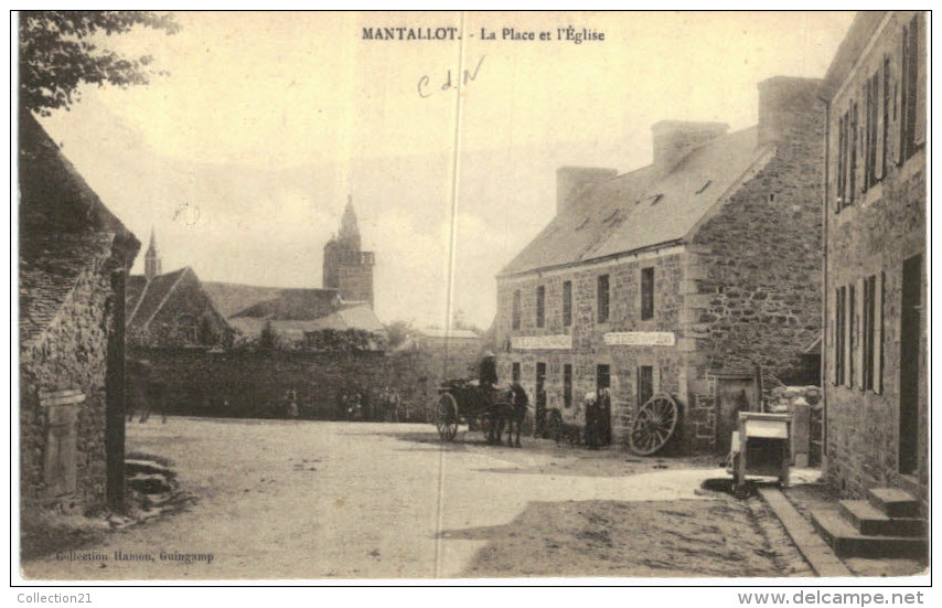 MANTALLOT ... LA PLACE ET L EGLISE - Autres & Non Classés