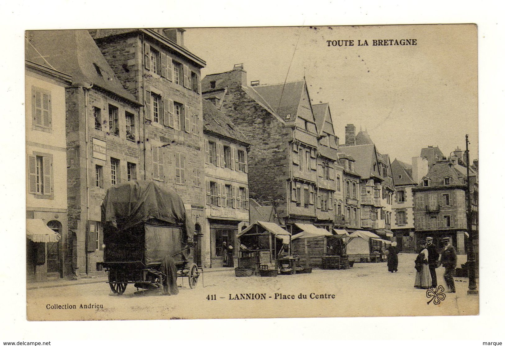 Cpa N° 411 LANNION Place Du Centre - Lannion