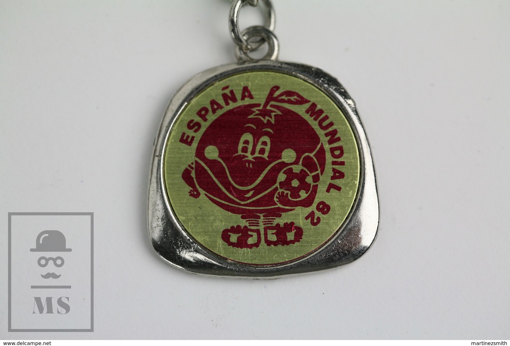 Vintage FIFA World Cup Spain 1982, Naranjito Mascot - Ball Keyring/ Keychain - Llaveros