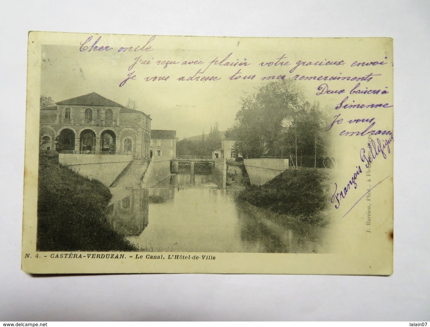 C.P.A. 32 CASTERA VERDUZAN : Le Canal, L'Hôtel De Ville, Timbres En 1904 - Castera