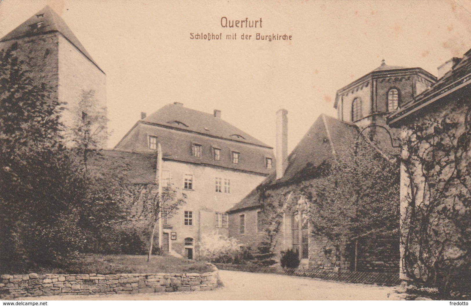 Querfurt.-Schlosshof Mit Der Burgkirche. - Querfurt