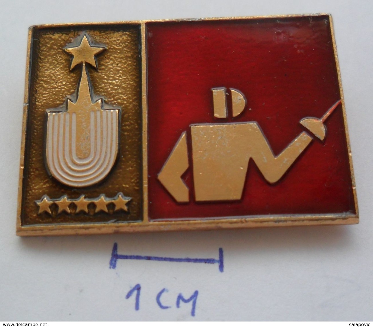 RUSSIA USSR , FENCING,  PINS BADGES PLAS - Scherma
