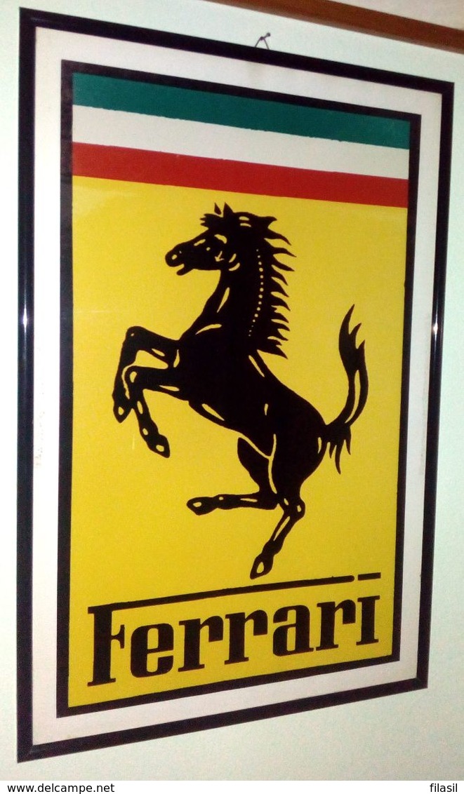 SI53D Italia Italy Quadro Logo FERRARI Anni 70 Vintage Nero Su Giallo (Piccoli Segni Del Tempo) - Automobilismo - F1