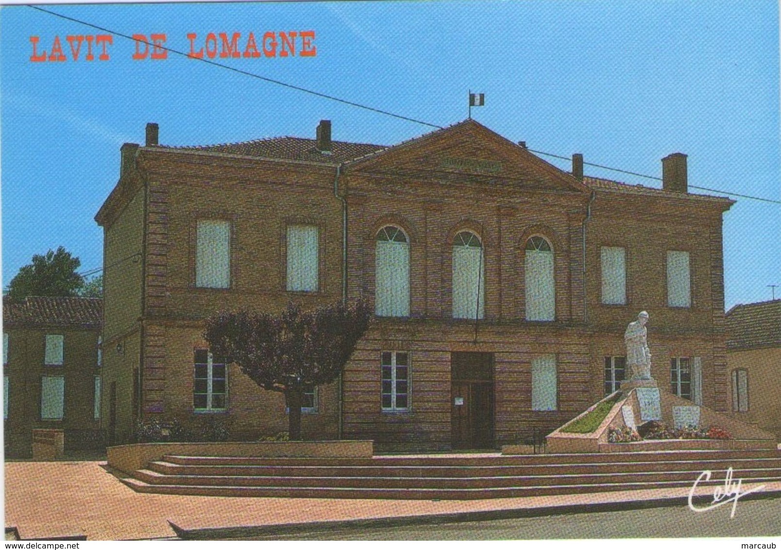 CPM 82 Tarn Et Garonne - LAVIT De LOMAGNE - L'Hôtel De Ville - Lavit