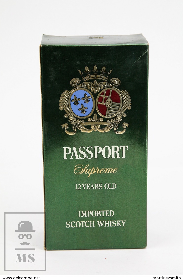 Empty Vintage Passport Supreme 12 Years Old Scotch Whisky Presentation Box - Otros & Sin Clasificación