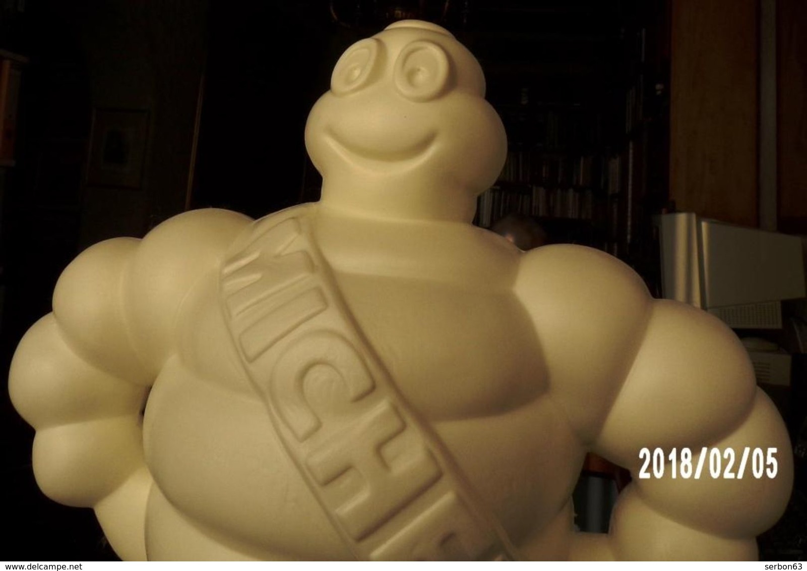 MICHELIN CLERMONT-FERRAND BIBENDUM EN PLASTIQUE BLANC 30 cm. TRES BON ETAT DE CONSERVATION NEUF - NOTRE SITE serbon63