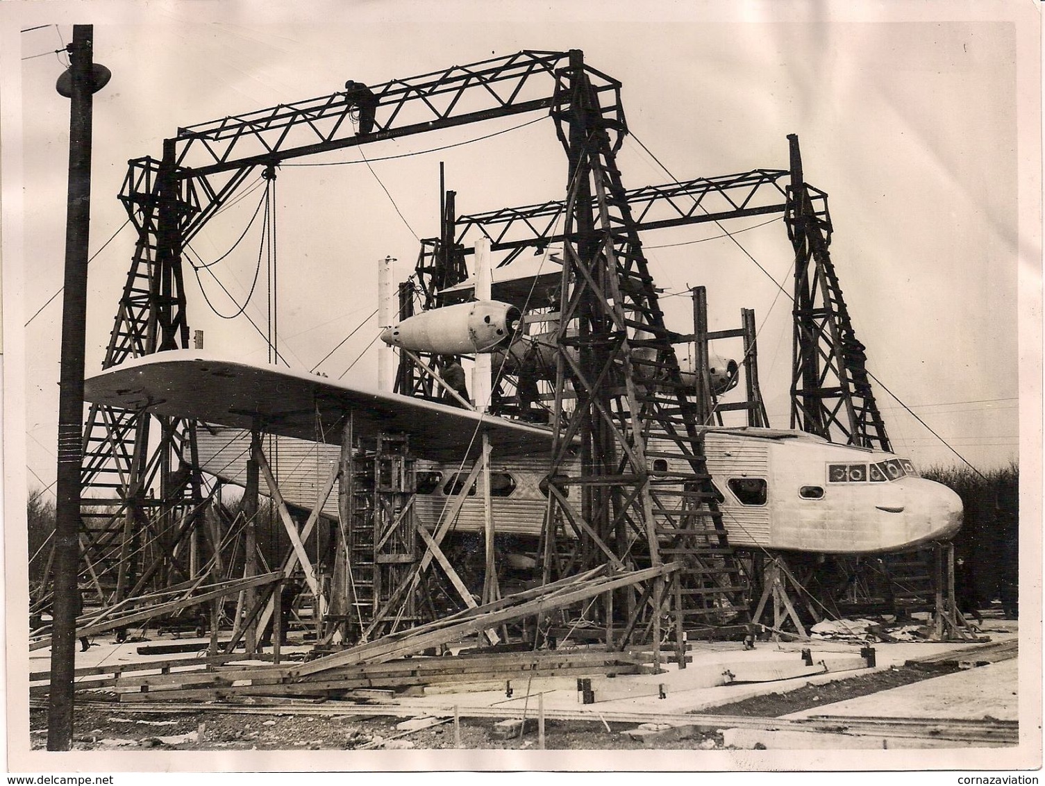 Aviation - Avion Anglais En Construction à Rochester Airport Pour Imperial Airways - 1934 - Aviation