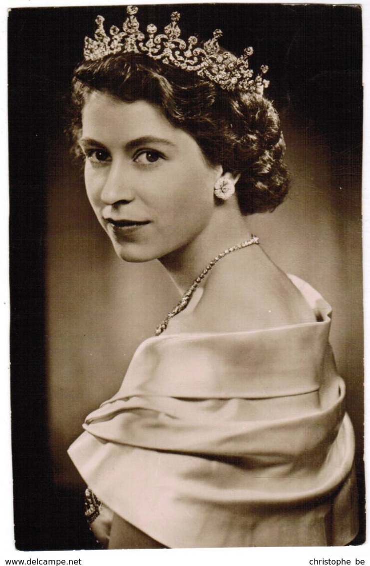 H.M. Queen Elisabeth (pk41808) - Royal Families