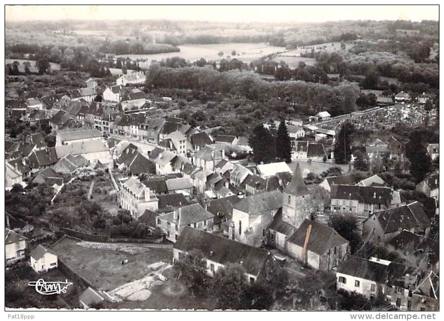 19 - LUBERSAC : Vue Générale Aérienne - CPSM Dentelée Noir Et Blanc Grand Format - Correze - Andere & Zonder Classificatie