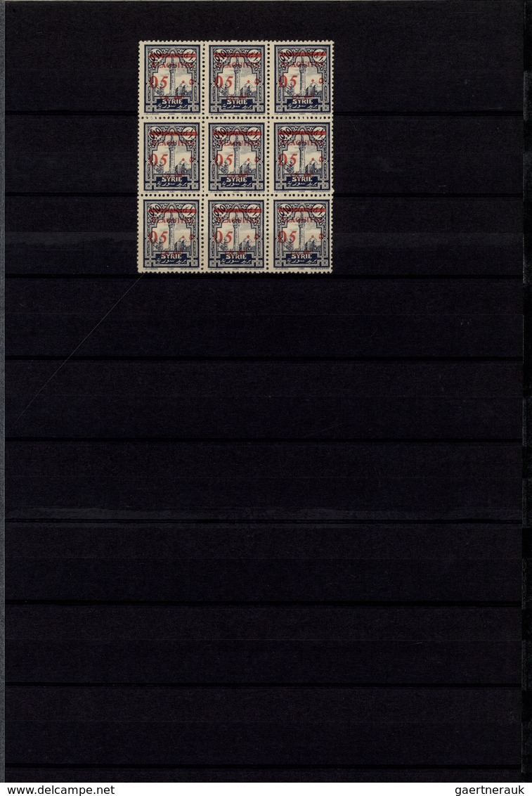 **/*/O Alawiten-Gebiet: 1935-31, Stock in large album with sheets, blocks of four and many varieties, inver