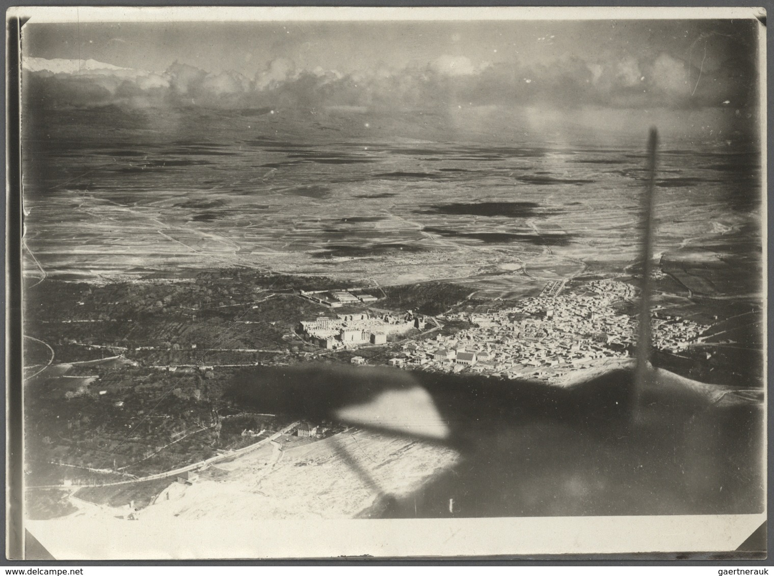 Holyland: 1914/1918 (ca) 5 Photos Of German Air Soldiers In Bethelem. ÷ 1914/1918 (ca): 5 Fotos 1. W - Palestine