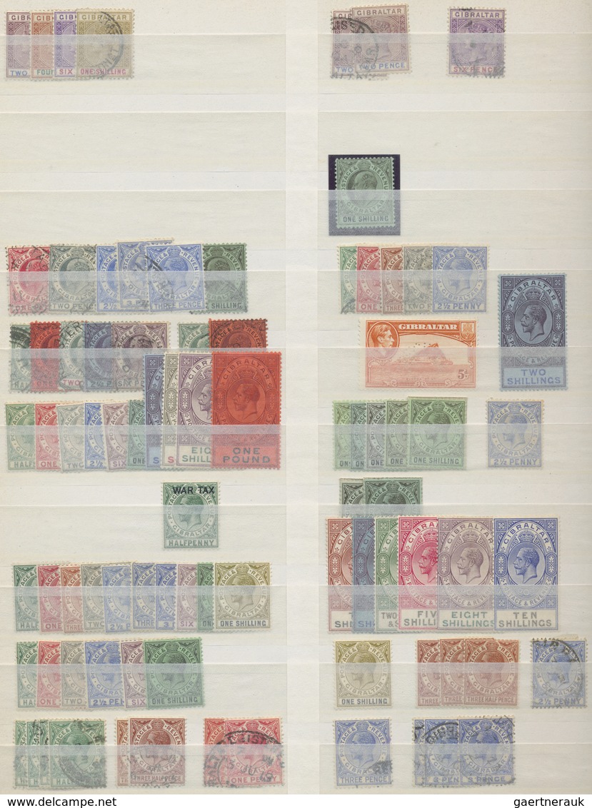 **/*/O Gibraltar: 1886-1980's: Mostly Mint Collection And Stock In Two Stockbooks, With Good Part Queen Vic - Gibraltar