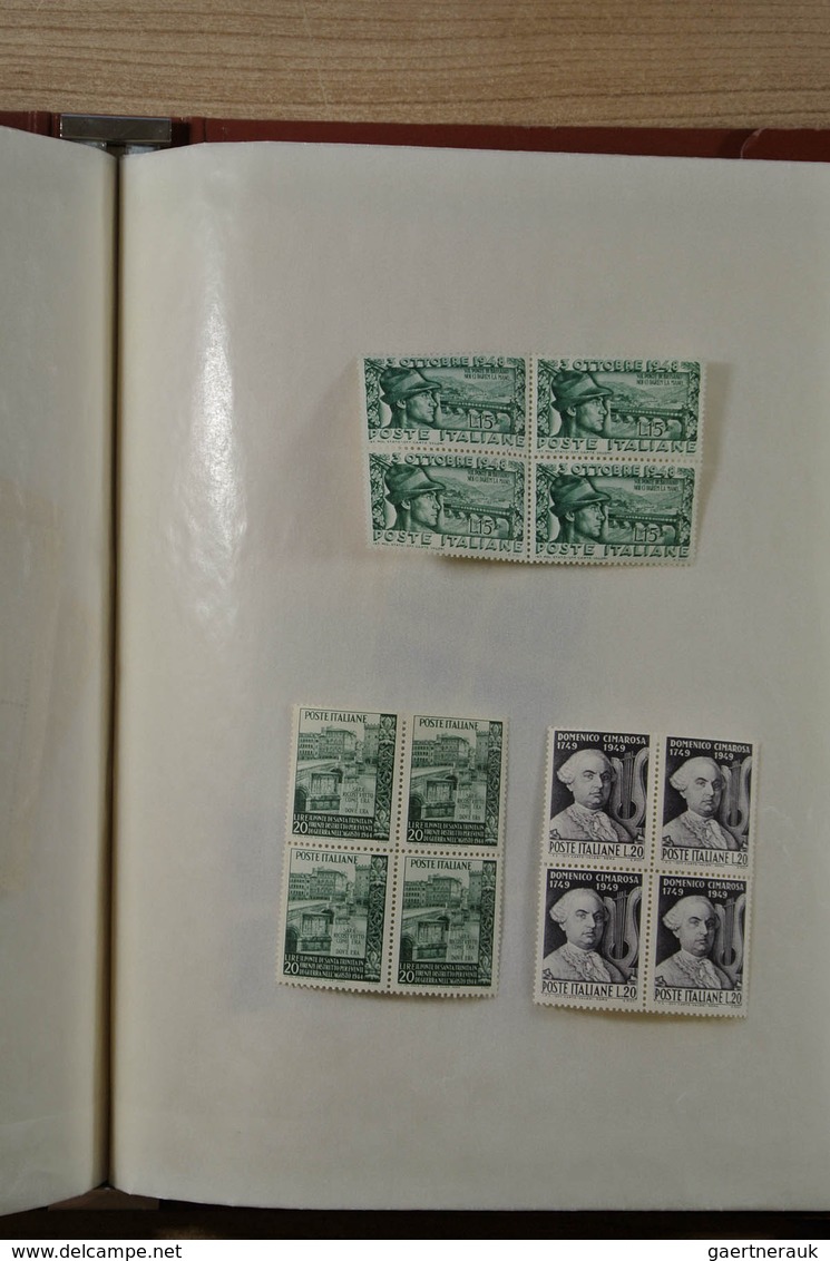 Italien: 1863/1980: Wonderful and very unusual mint never hinged collection in blocs of 4, form the