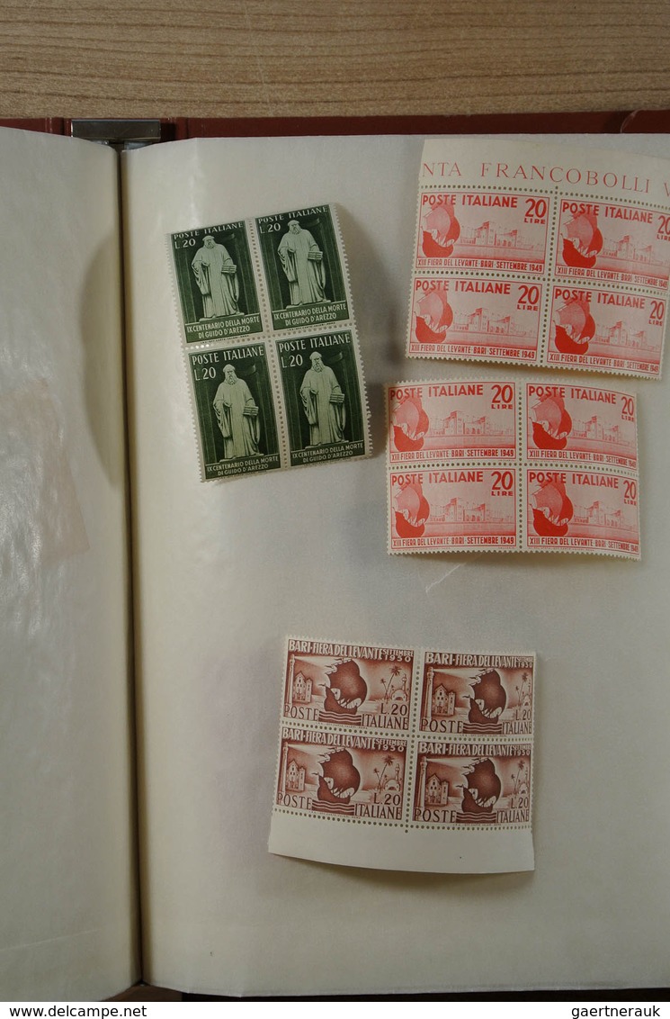 Italien: 1863/1980: Wonderful and very unusual mint never hinged collection in blocs of 4, form the