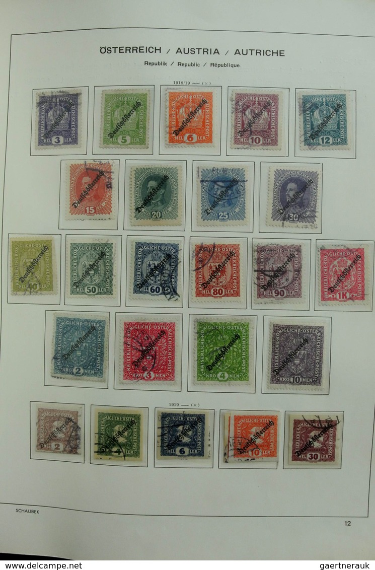 Österreich: 1850/1985: Extensive, MNH, mint hinged and used collection Austria and territories 1850-