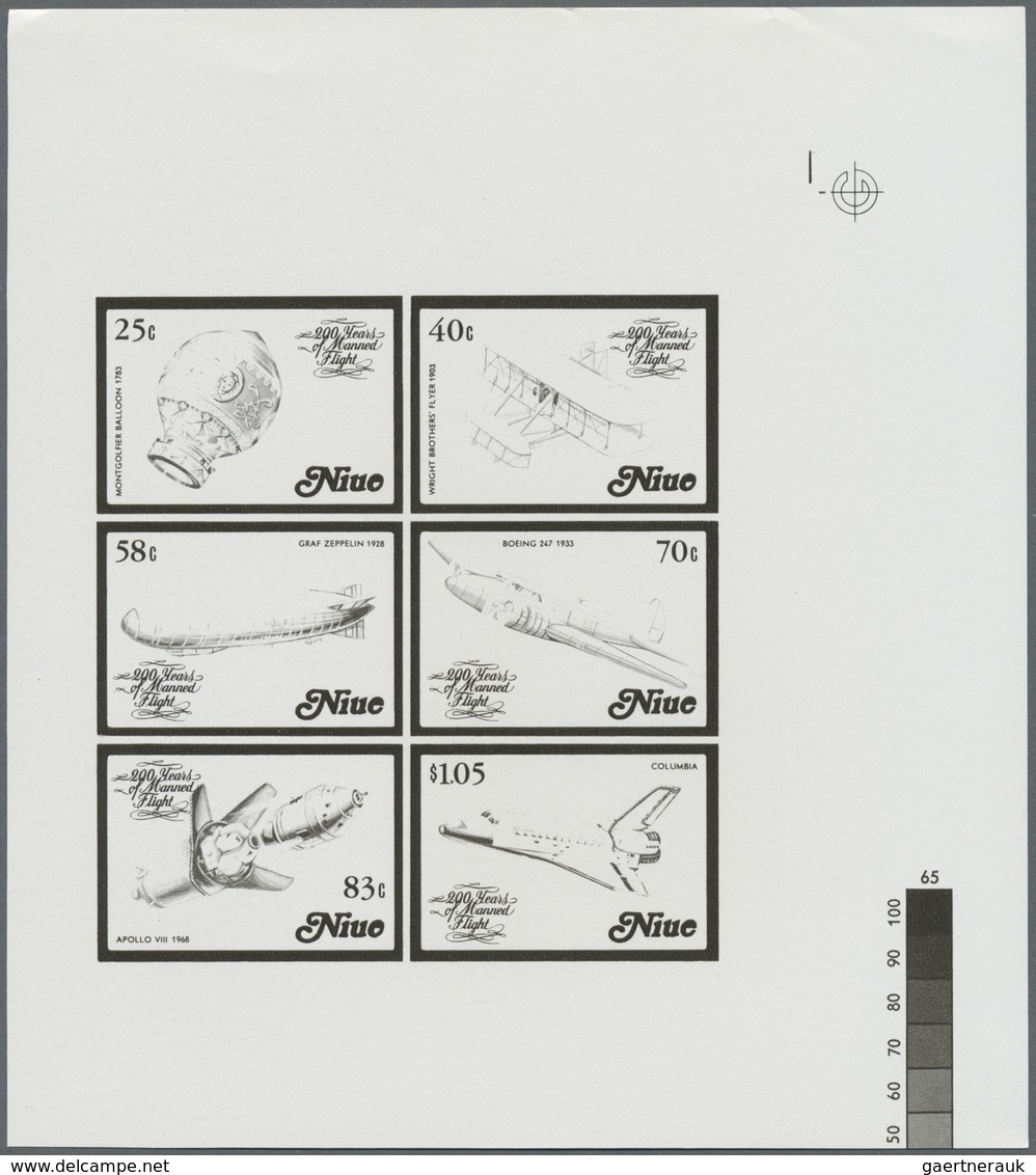 ** Thematik: Flugzeuge, Luftfahrt / airoplanes, aviation: 1983, NIUE: 200 years of manned flight miniat