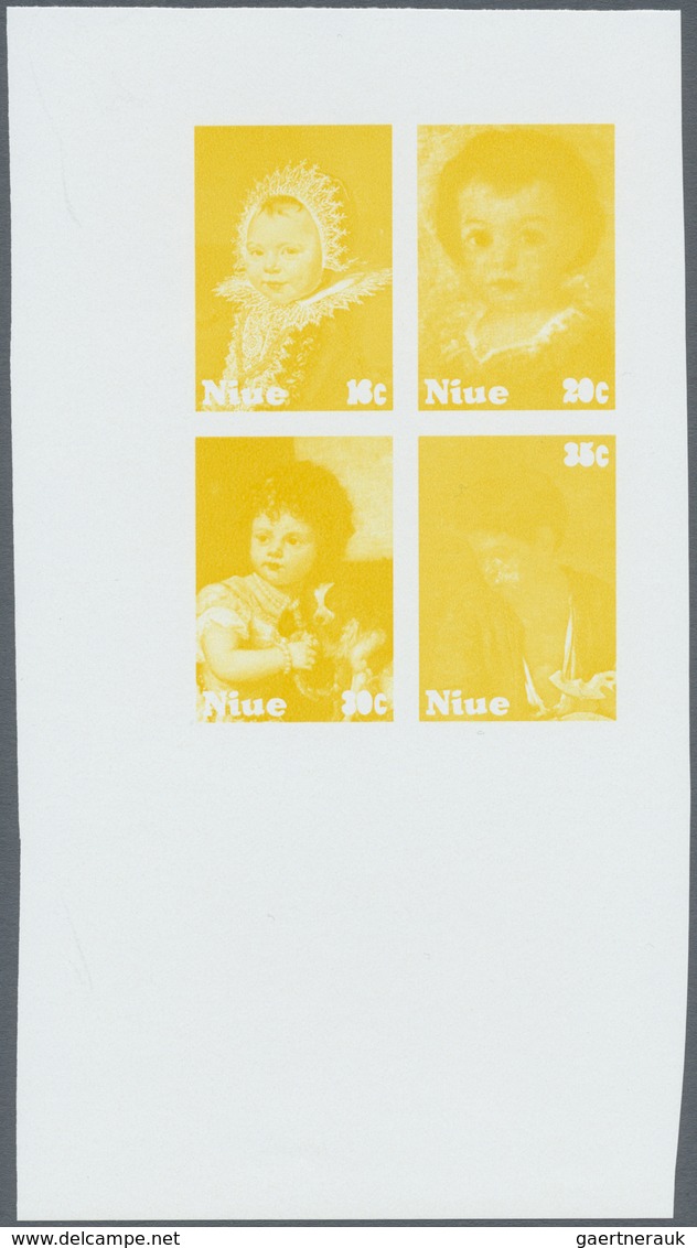 ** Thematik: Kinder / children: 1979, NIUE: International Year of Child miniature sheet with different