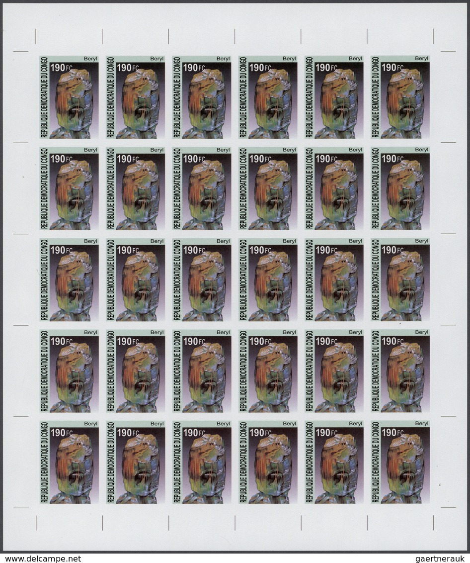 ** Thematik: Mineralien / Minerals: 2002, Zaire. Complete IMPERFORATE Miniature Sheet Of 30 For The 190 - Minéraux