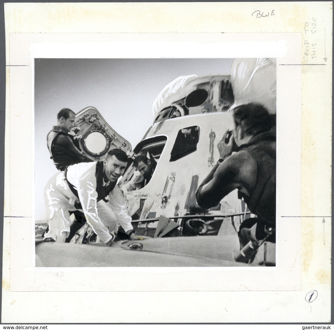 Thematik: Raumfahrt / Astronautics: 1969, Yemen (Kingdom). Layout With Photograph "Apollo 13 Astrona - Other & Unclassified