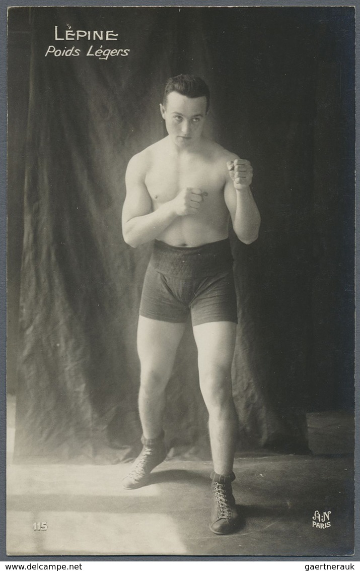 Br Thematik: Sport-Boxen / sport-boxing: 1920/1930 (ca.), 11 verschiedene Fotokarten, meist frz. Boxer,