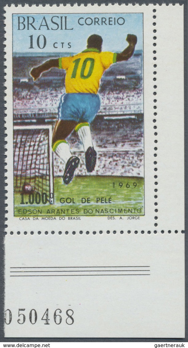 ** Thematik: Sport-Fußball / Sport-soccer, Football: 1969, 10c. "Pele", Marginal Copy From The Lower Ri - Andere & Zonder Classificatie