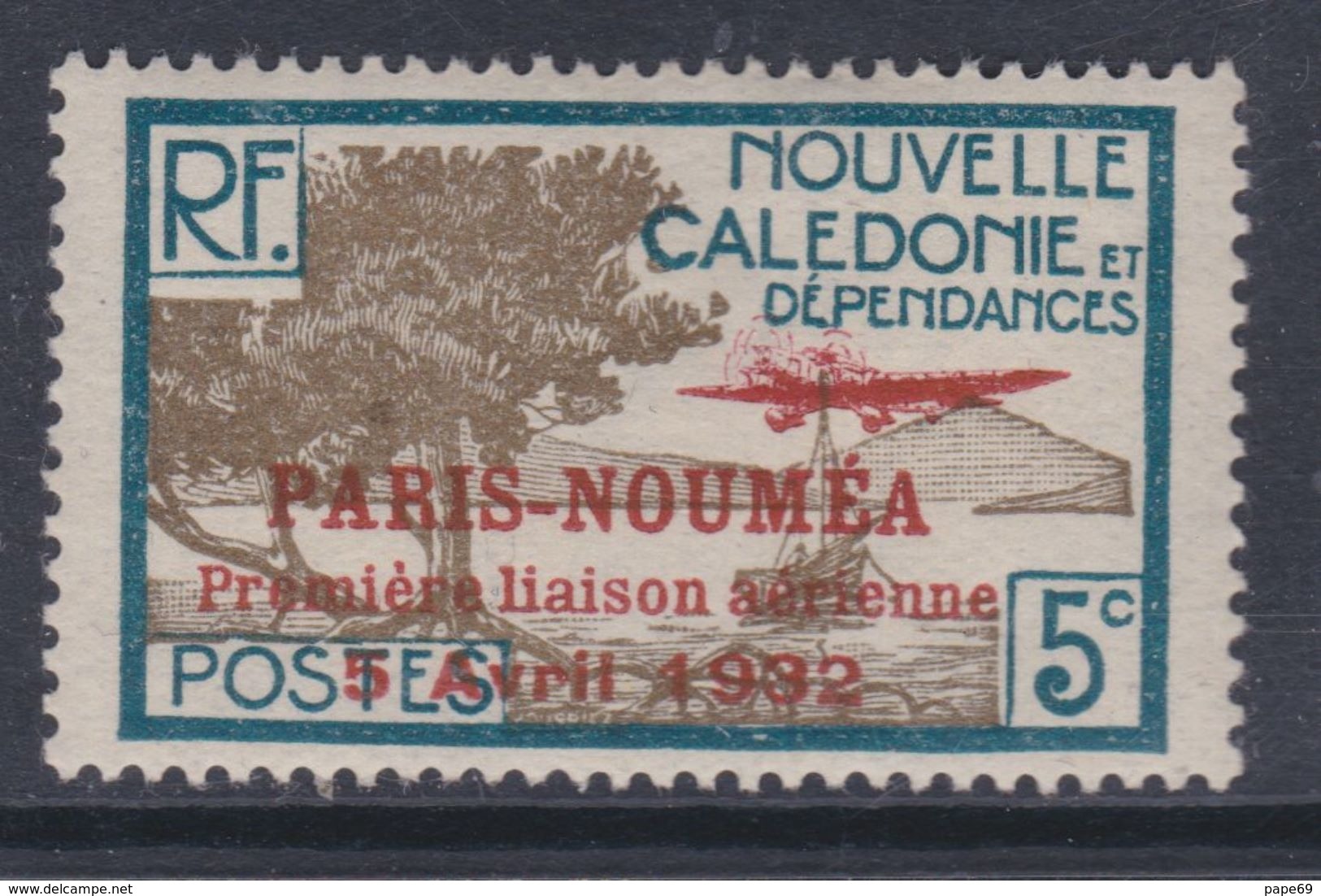 Nlle Calédonie  P.A.  N° 6 X Timbre Surchargé " Paris-Nouméa" : 5 C. Trace De Charnière Sinon TB - Unused Stamps