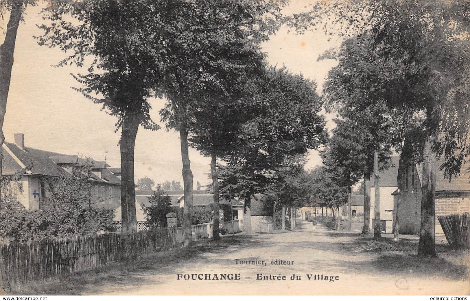 Fouchange      21        Entrée Du Village             (voir Scan) - Sonstige & Ohne Zuordnung