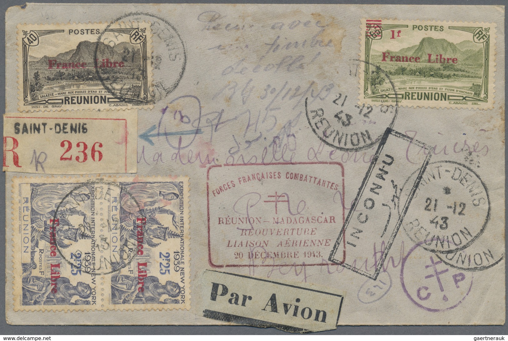 Br Reunion: 1943, World's Fair New York 2,55 Fr. Blue, Vertical Pair And Two Differents Stamps With Ove - Lettres & Documents