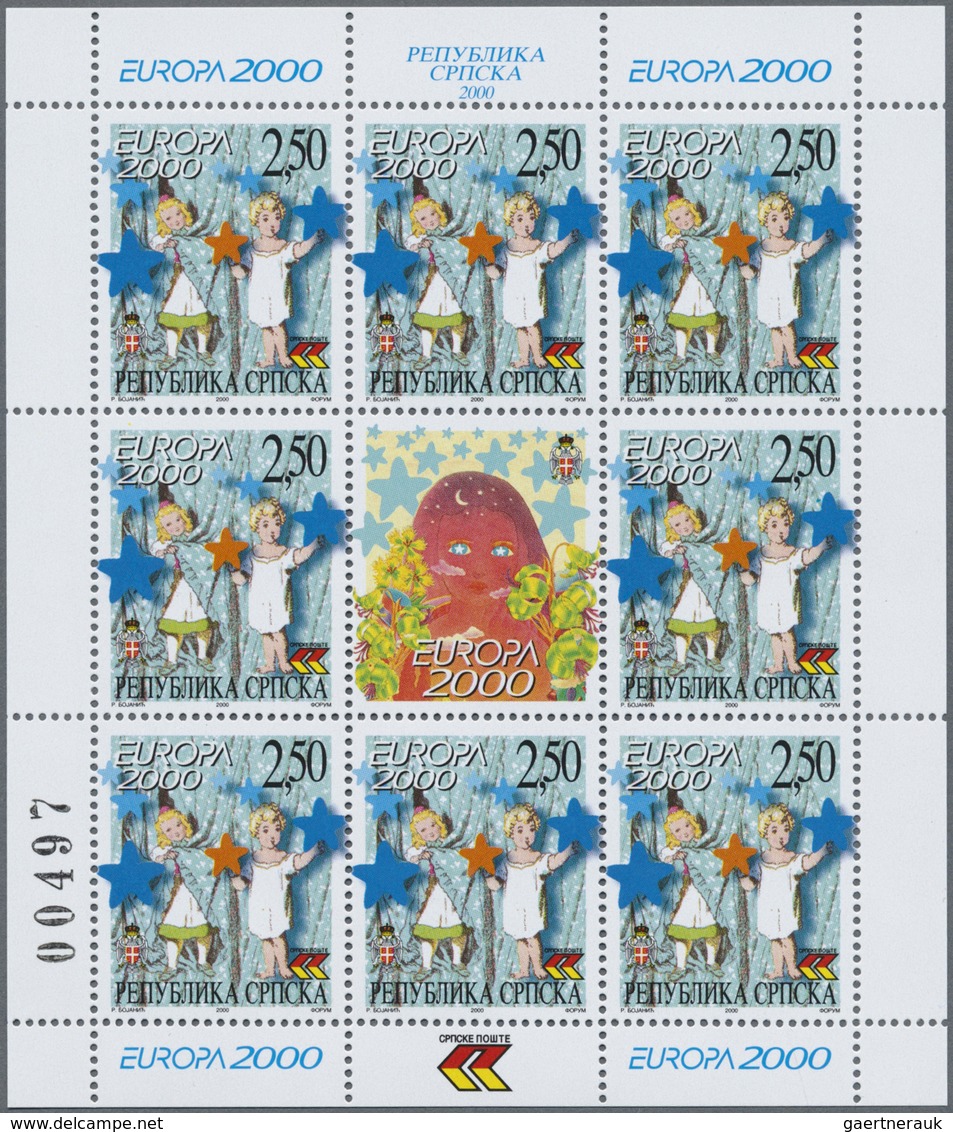 ** Bosnien Und Herzegowina - Serbische Republik: 2000, Europa, Both Issues In Little Sheets Of 8 Stamps - Bosnie-Herzegovine