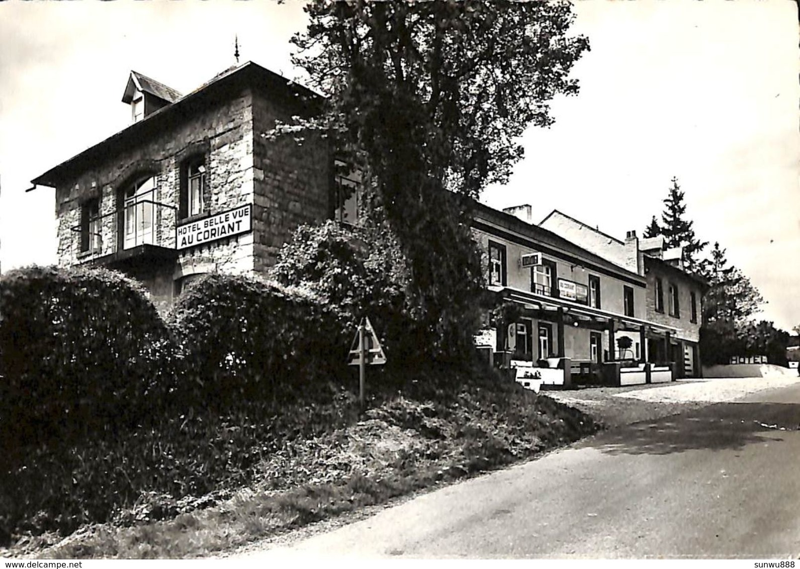 Soulme - Hôtel Belle-Vue - Au Coriant (photo Véritable) - Doische