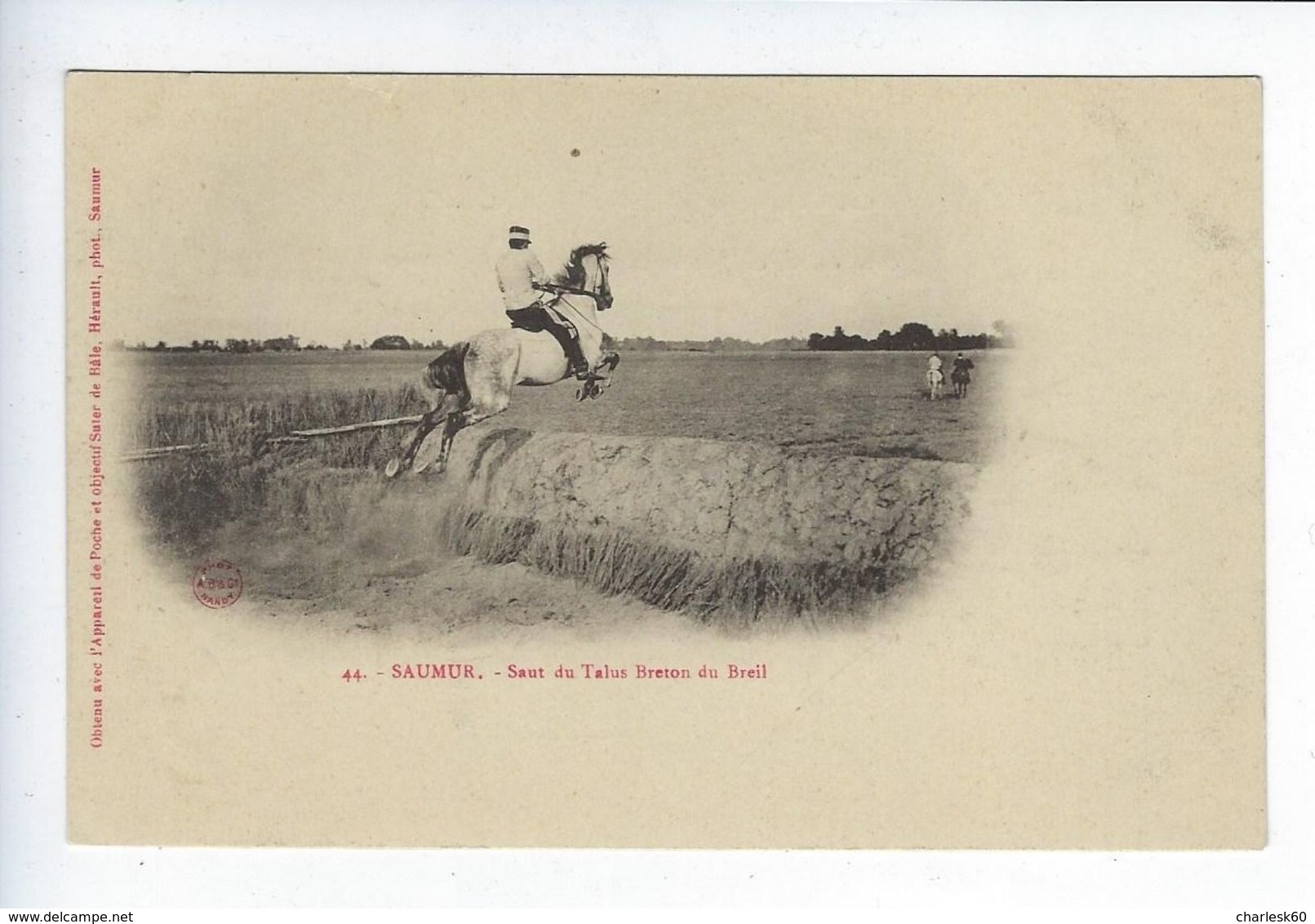 CPA 49 Militaires Régiment Saumur Saut Du Talus Breton Du Breil N° 44 - Regimente