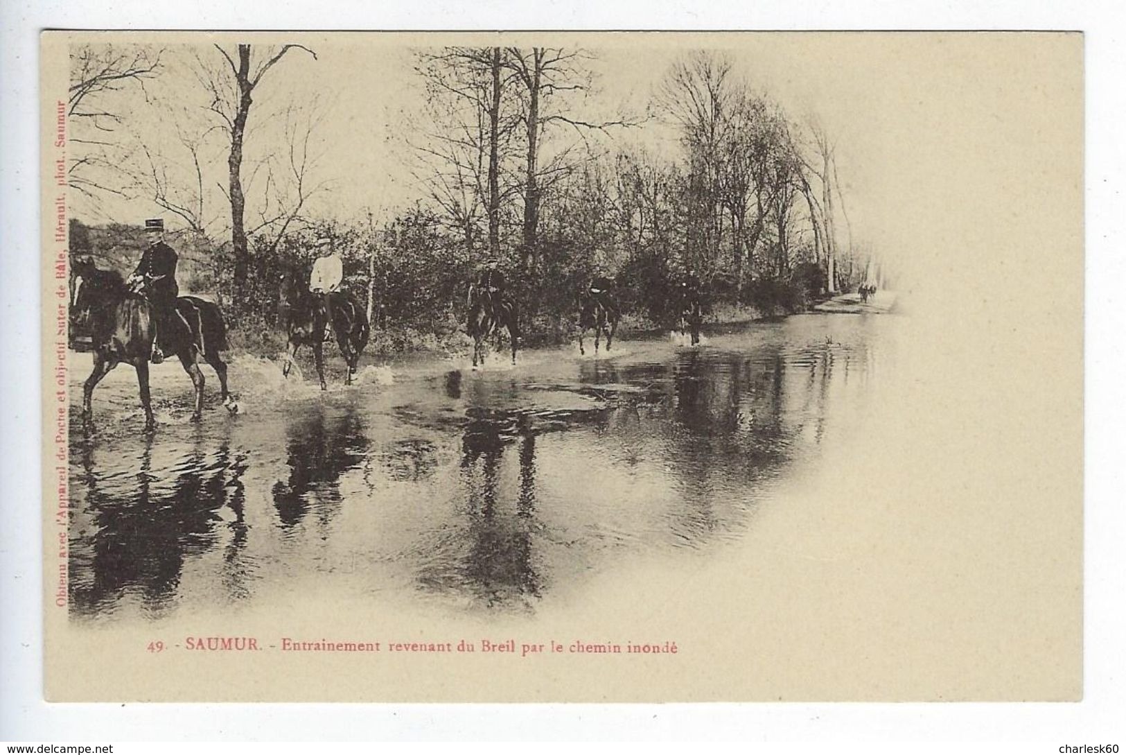 CPA 49 Militaires Régiment Saumur Entrainement Revenant Du Breil Par Le Chemin Inondé N° 49 - Régiments