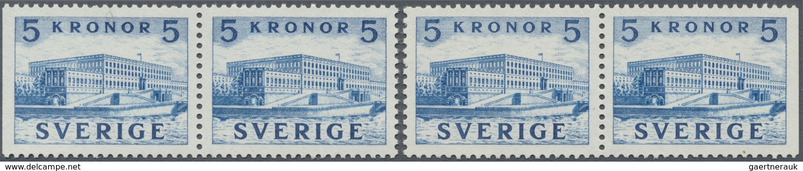 ** Schweden: 1941, Royal Castle 5 Kr In Horizontal Pairs, One Stamp Each Vertical Cut, (Mi € 800, -). - Neufs