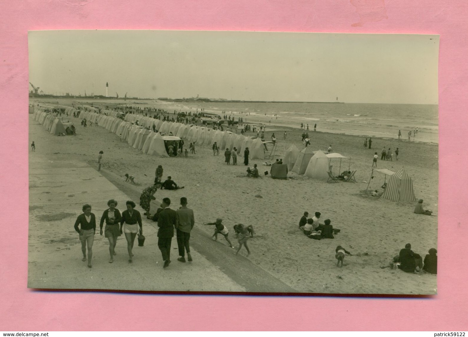 PHOTOGRAPHIE - PHOTO - PLAGE DE DUNKERQUE / MALO LES BAINS - ANNEES 50 / 60 - CLICHE EPREUVE TOP éditeur  ( Ref  000 ) - Lieux