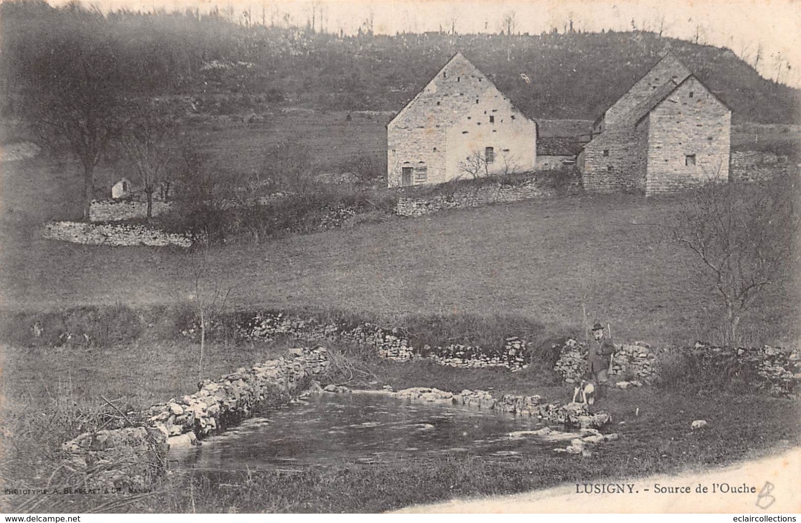 Lusigny Sur Ouche     21        Source De L'Ouche          (voir Scan) - Autres & Non Classés