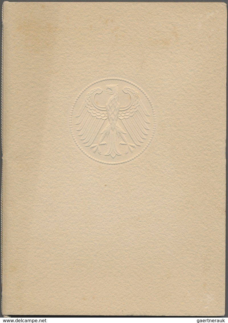 * Deutsches Reich - Weimar: 1925/1932. Offizielles DR-Geschenkheft "Überreicht Von Der Deutschen Abord - Neufs