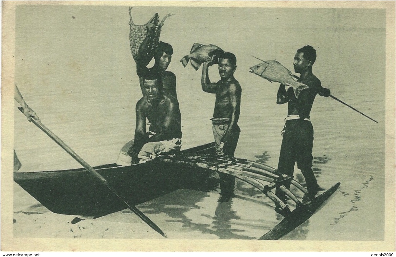 GILBERT SALOMON -  CAROLINES   -4- Retour De Pêche - - Islas Salomon